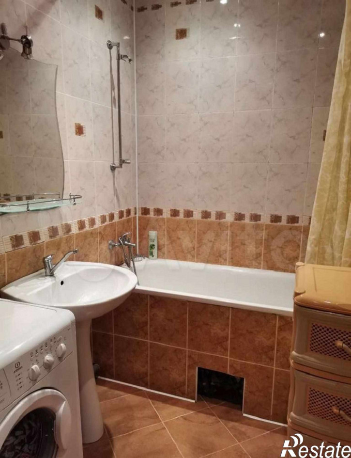 2-комн квартира Гагарина ул, 1А