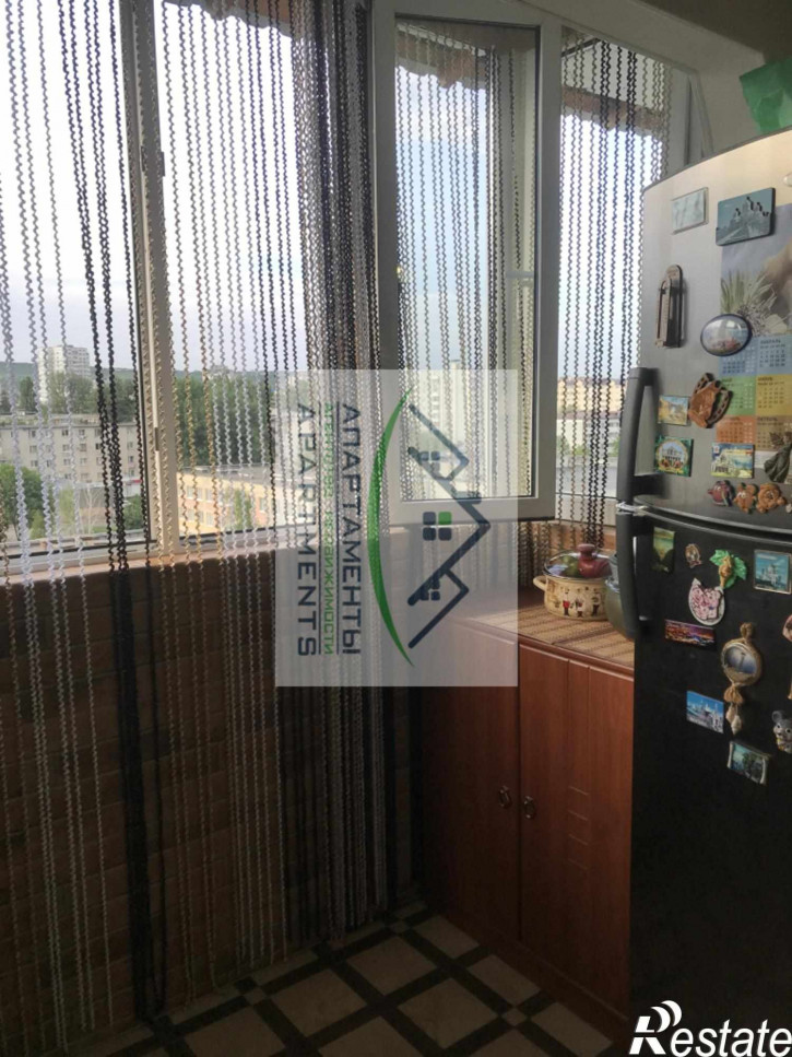 3-комн квартира Бутырина ул, 3