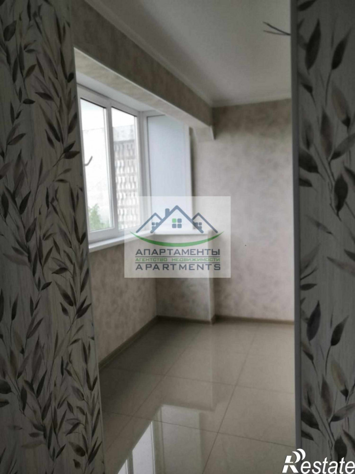 2-комн квартира Бутырина ул, 3