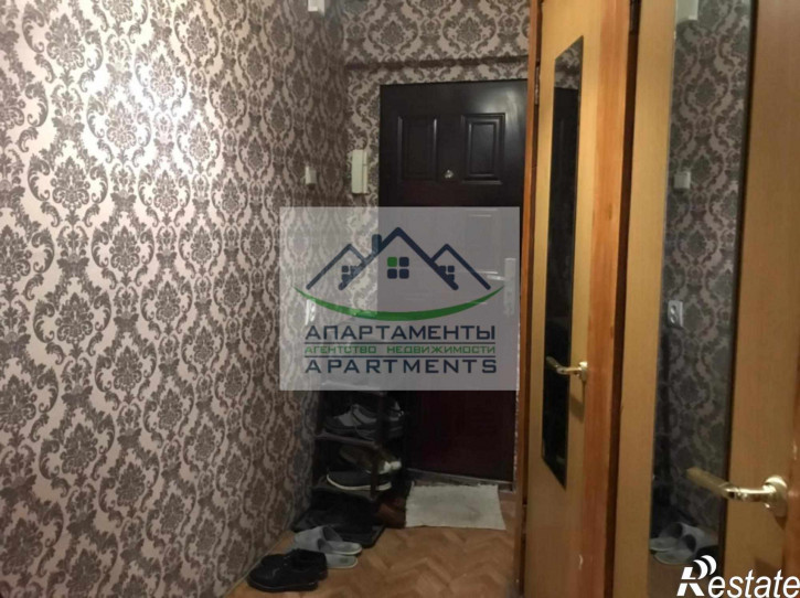 2-комн квартира Адмиральского ул, 8