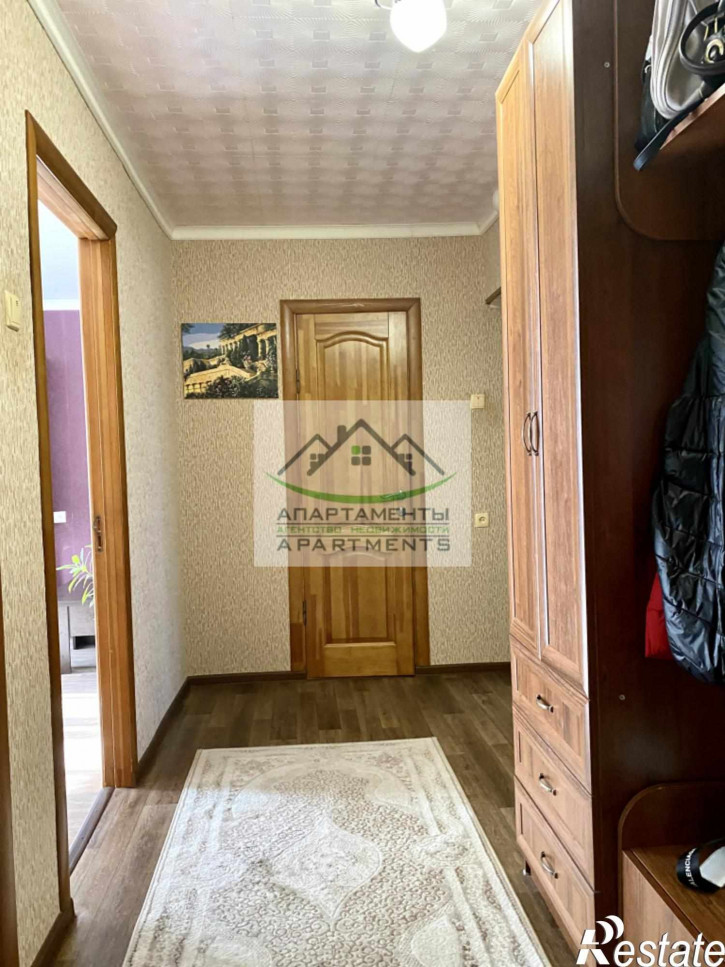 2-комн квартира Нежнова ул, 50