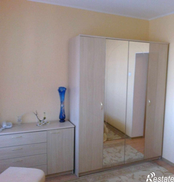 2-комн квартира Батурина ул, 37Б