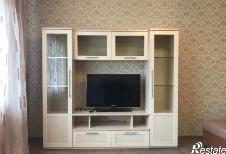 1-комн квартира МОПРа ул, 12А