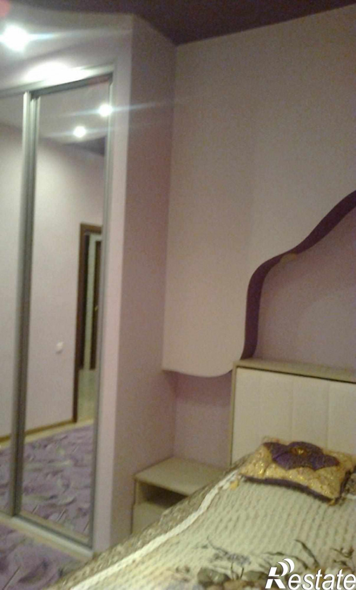 2-комн квартира Модорова ул, 3