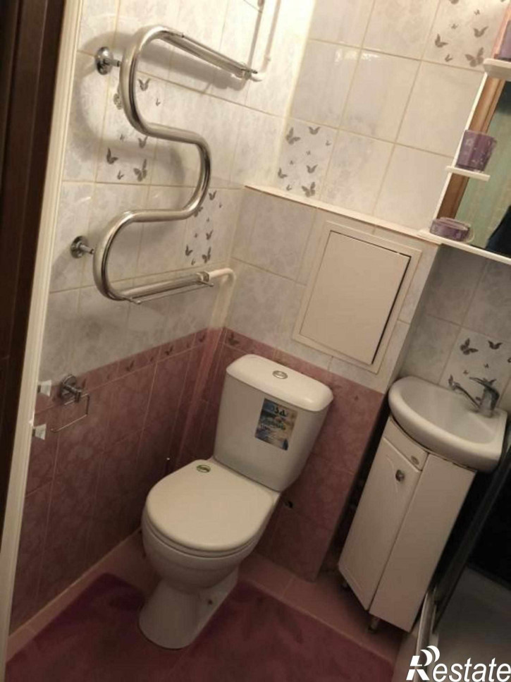 1-комн квартира Почаевская ул, 10