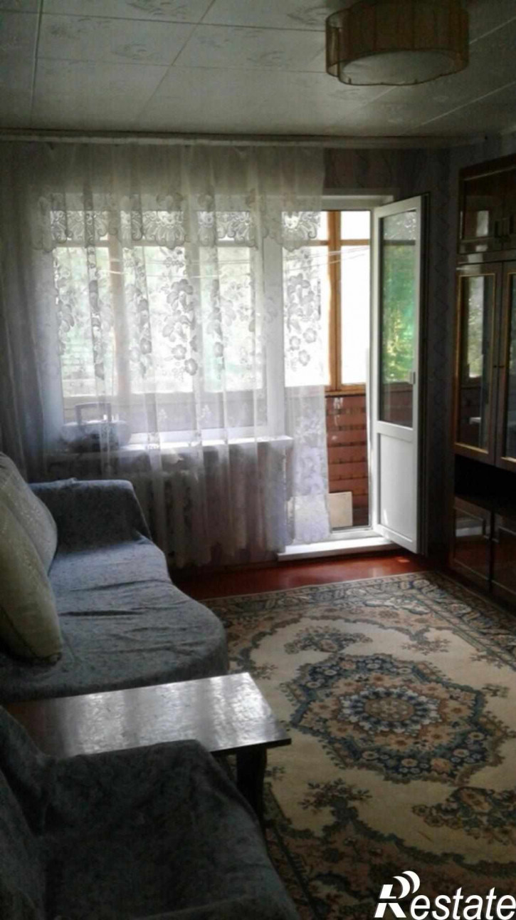 2-комн квартира Комиссарова ул, 61