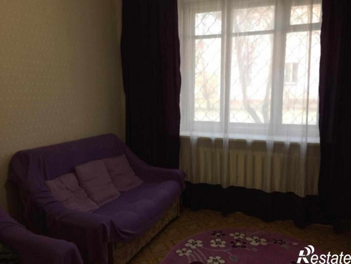 2-комн квартира Асаткина ул, 18