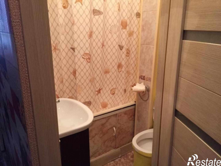 2-комн квартира Асаткина ул, 18