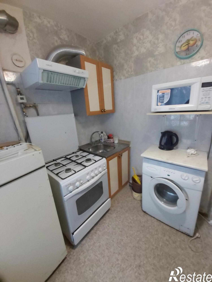 2-комн квартира Ставровская ул, 2