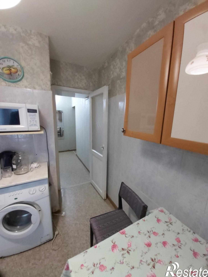 2-комн квартира Ставровская ул, 2