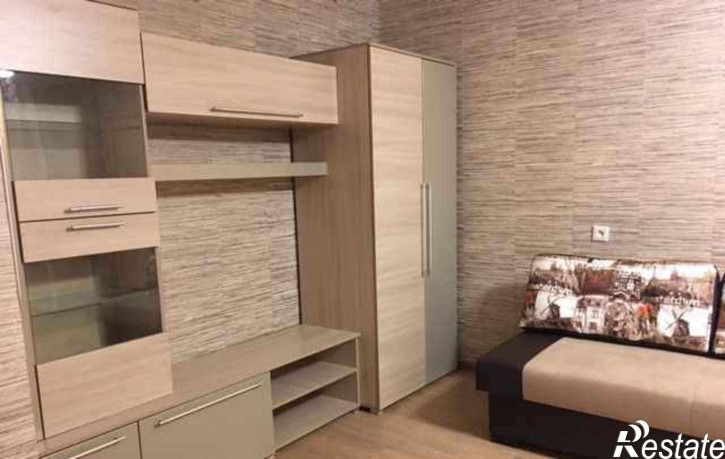 2-комн квартира Строителей пр-кт, 34