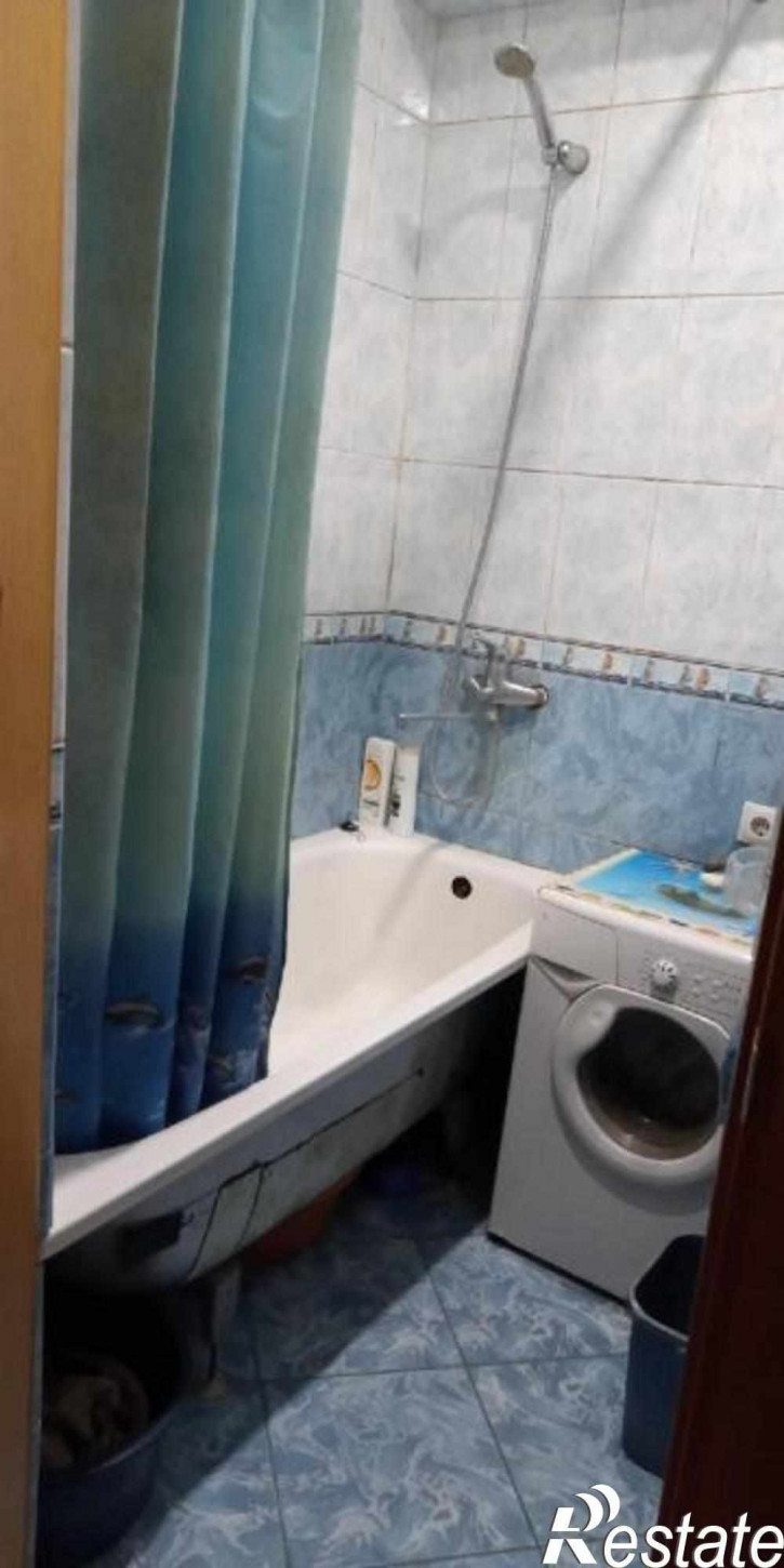 2-комн квартира Алябьева ул, 20