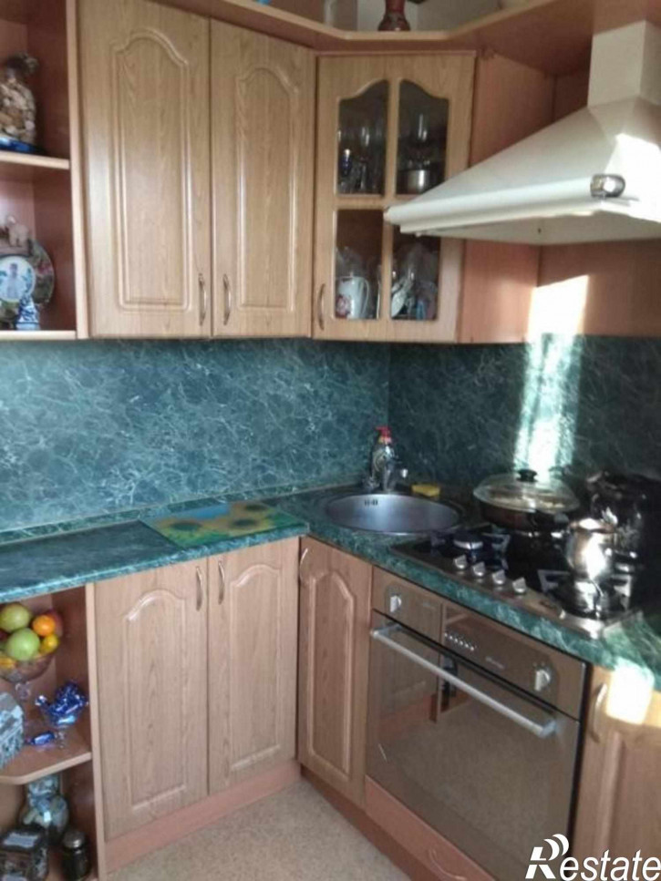 2-комн квартира Белоконской ул, 21
