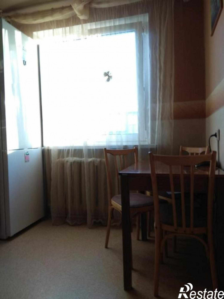 2-комн квартира Белоконской ул, 21