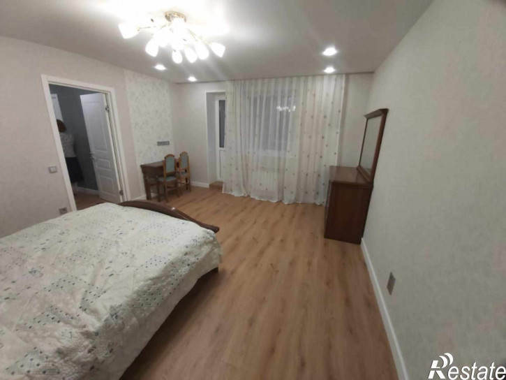 2-комн квартира Малые Ременники ул, 9