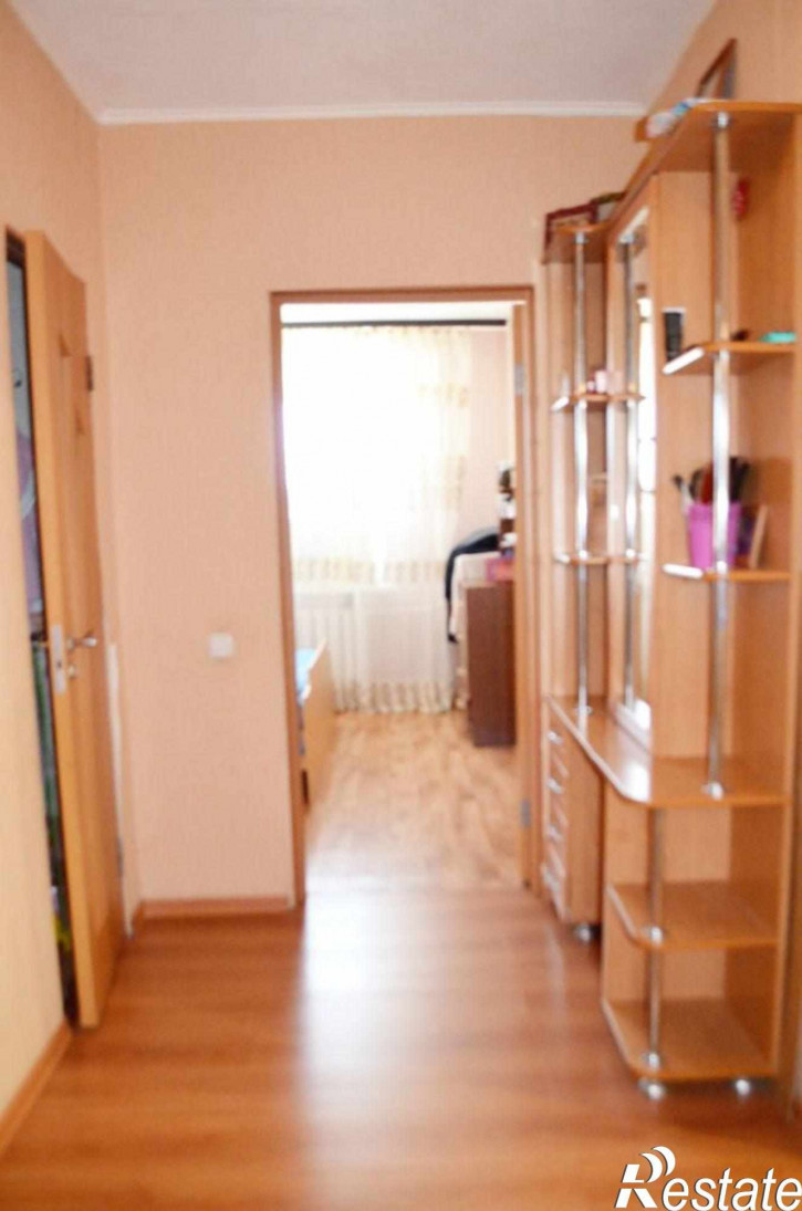 3-комн квартира Днепровский пер, 122
