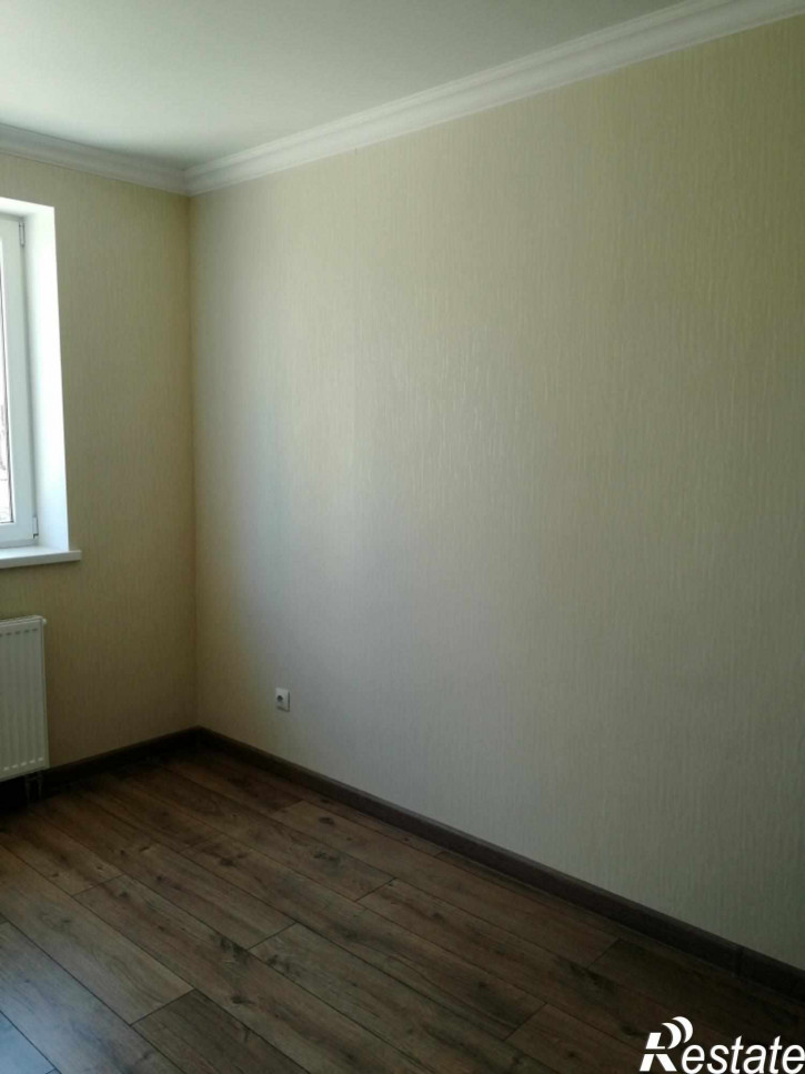 2-комн квартира Половинко ул