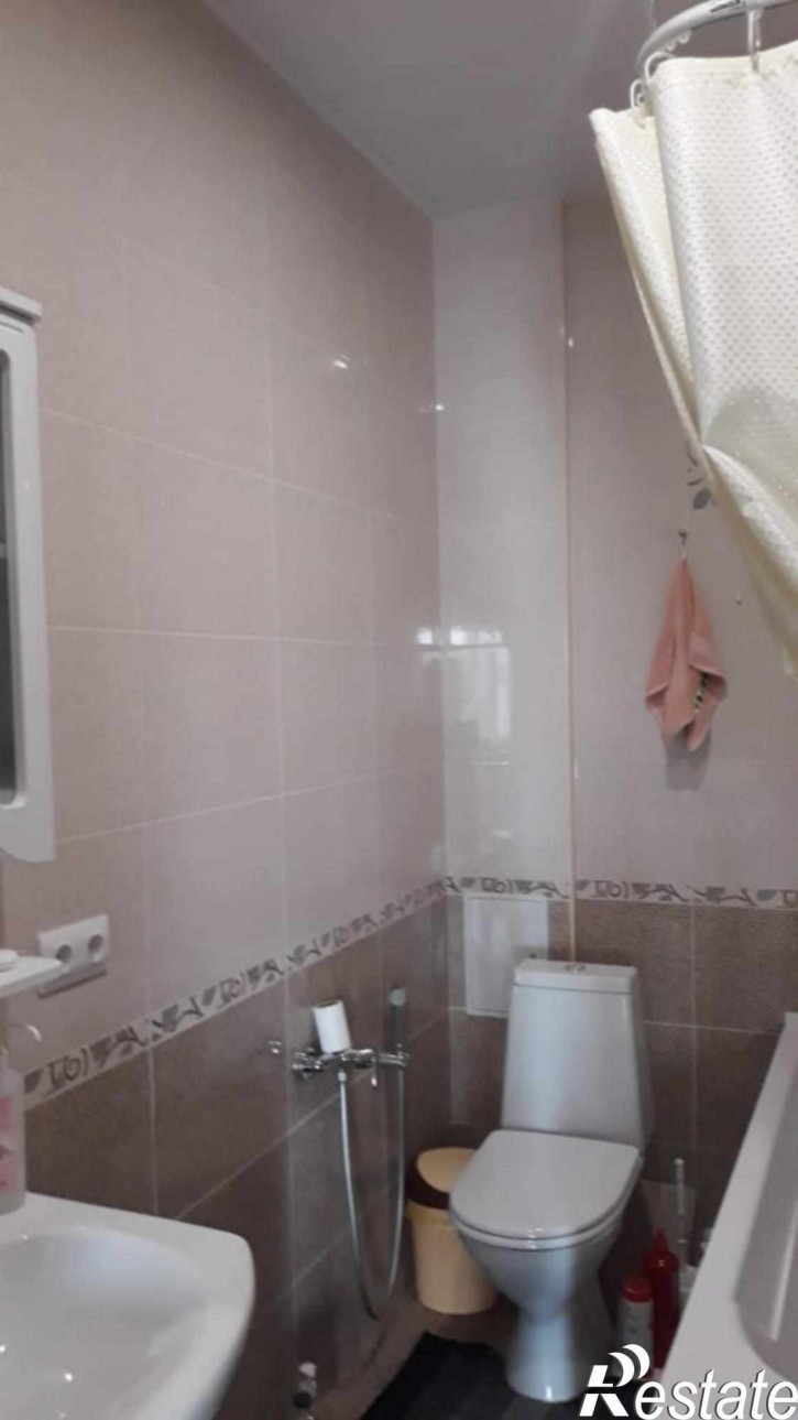 2-комн квартира Горького ул