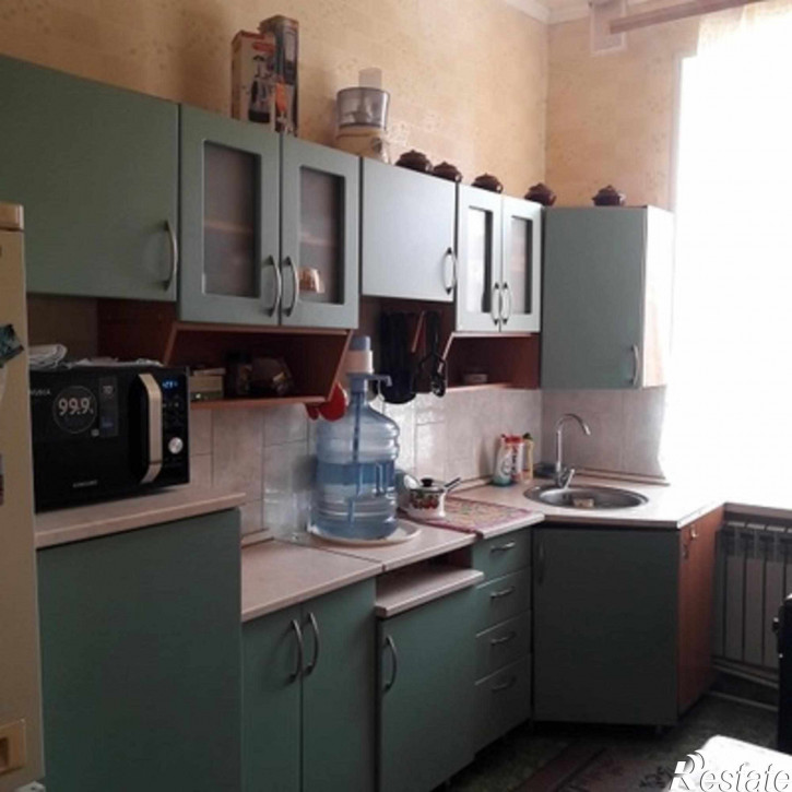 2-комн квартира Комарова ул