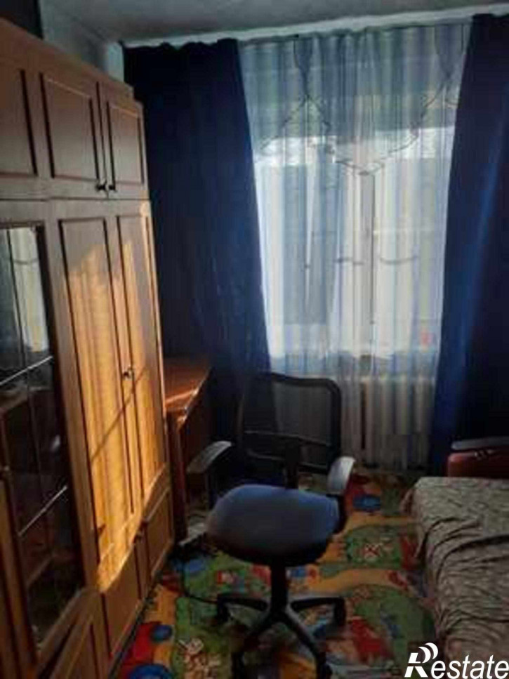 3-комн квартира Гайдара ул