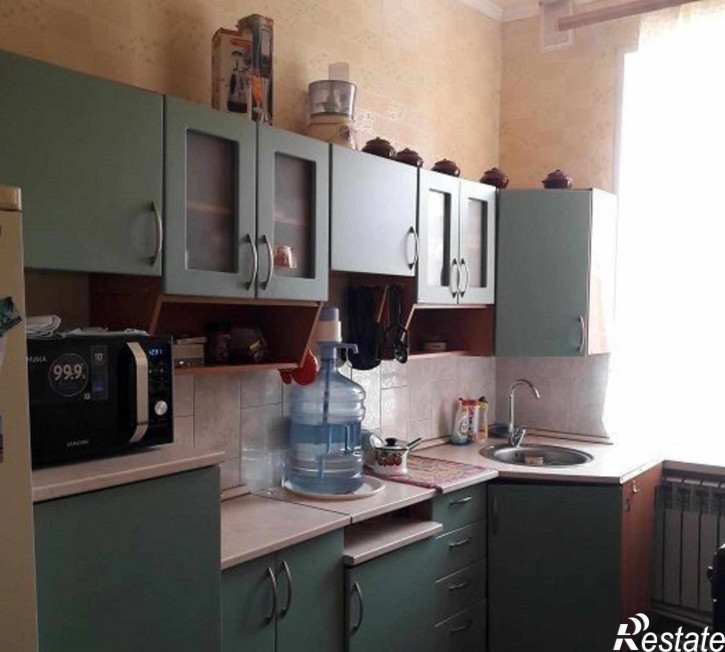 2-комн квартира Комарова ул