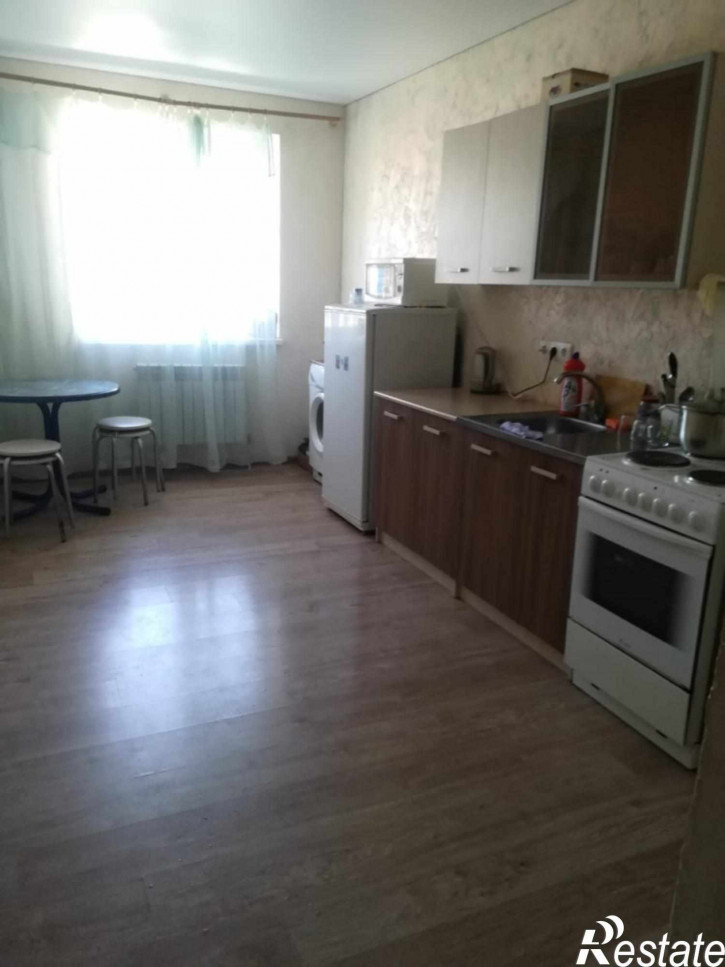 2-комн квартира М.Горького ул