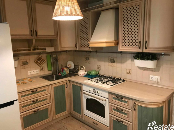 1-комн квартира Половинко ул, 280/2