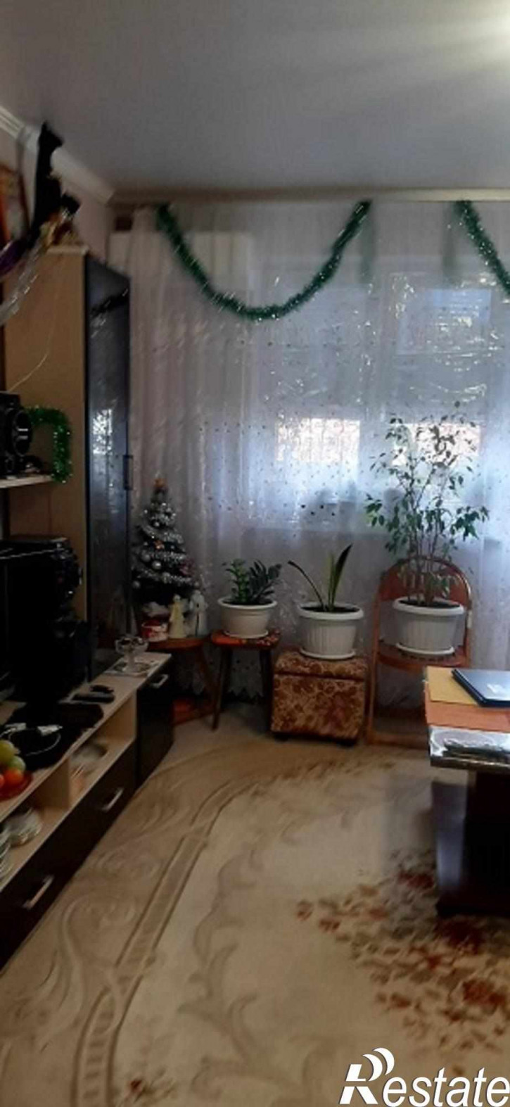 1-комн квартира Половинко ул, 280