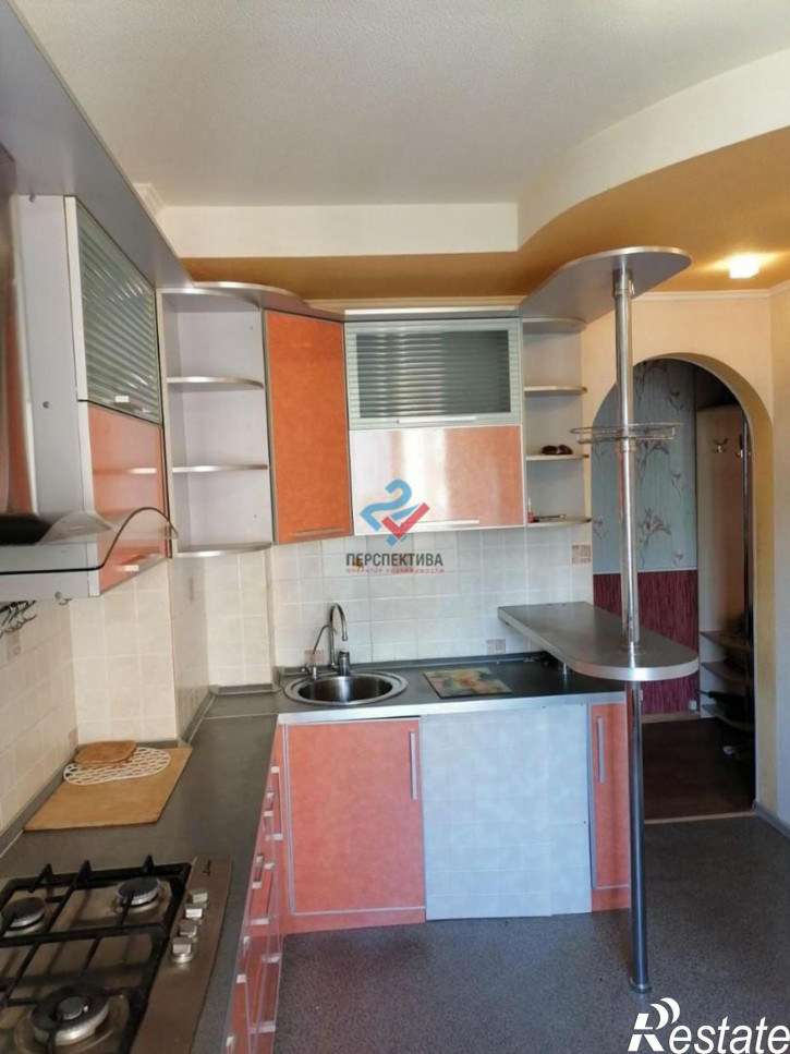 3-комн квартира улица Терновского, 172