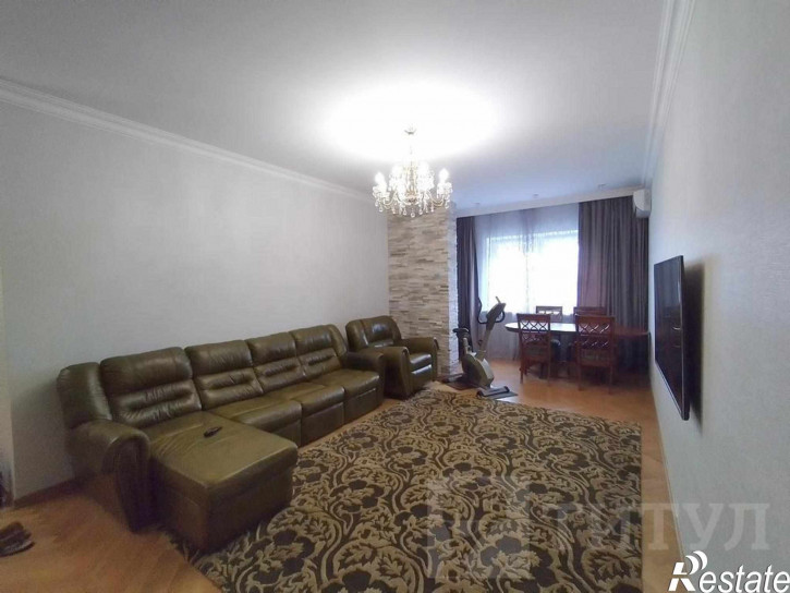 5-комн квартира Центр, Варфоломеева