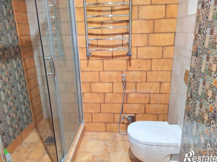 5-комн квартира Центр, Варфоломеева