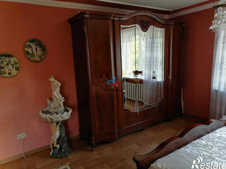 3-комн квартира проспект Победы, 138