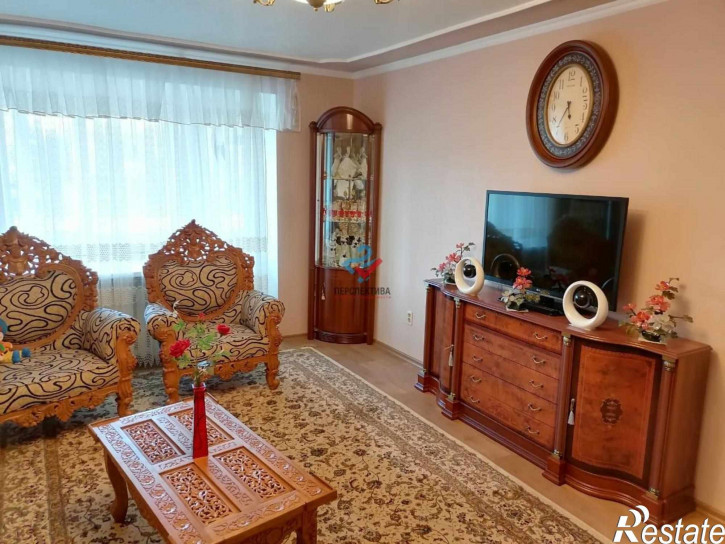 3-комн квартира проспект Победы, 138