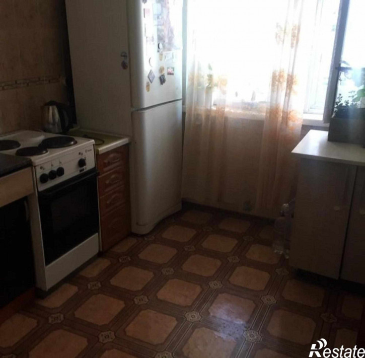 4-комн квартира Б. Хмельницкого ул, 38