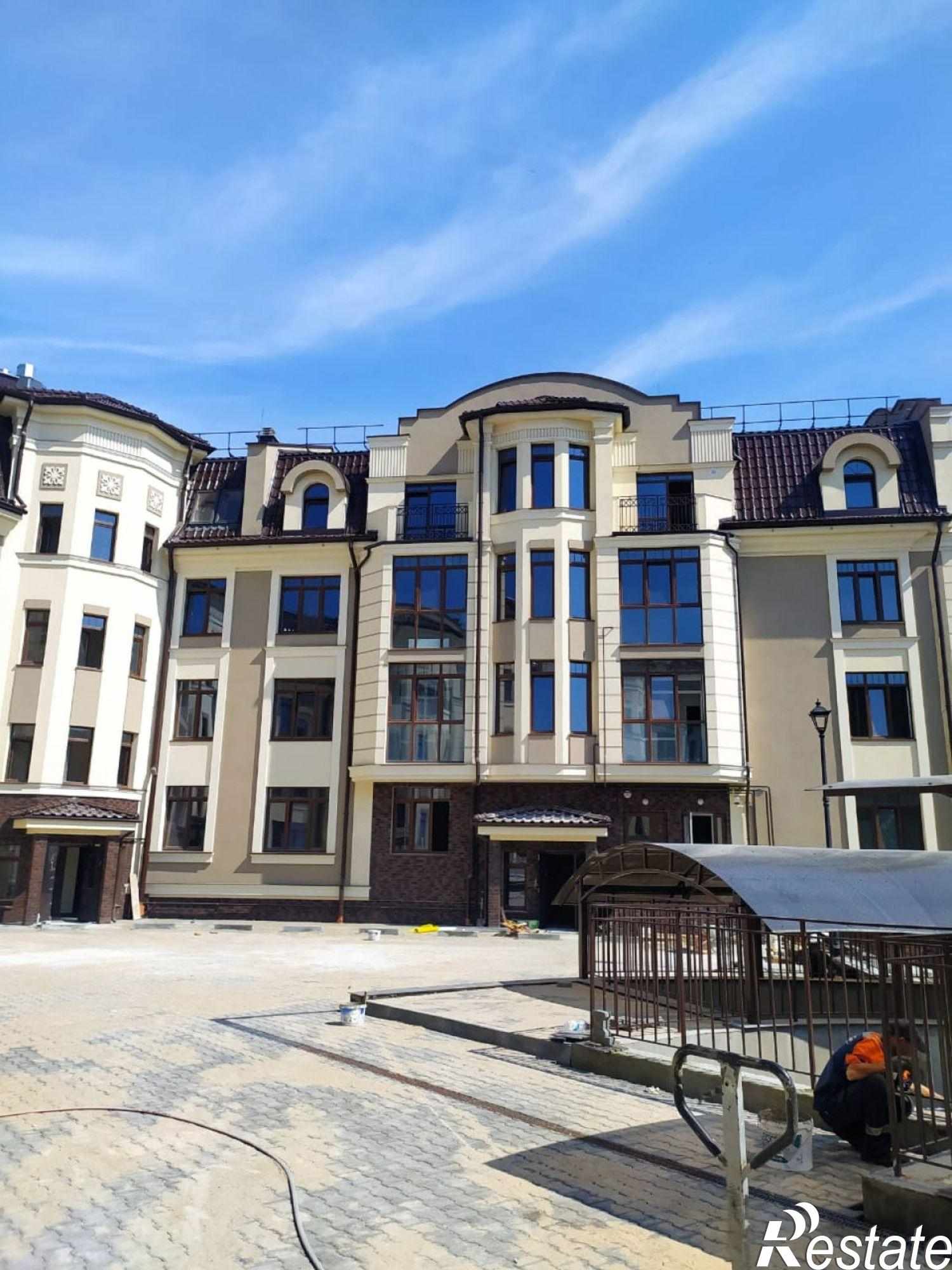 Купить квартиру за 9 800 000 рублей на Потемкина ул, 5