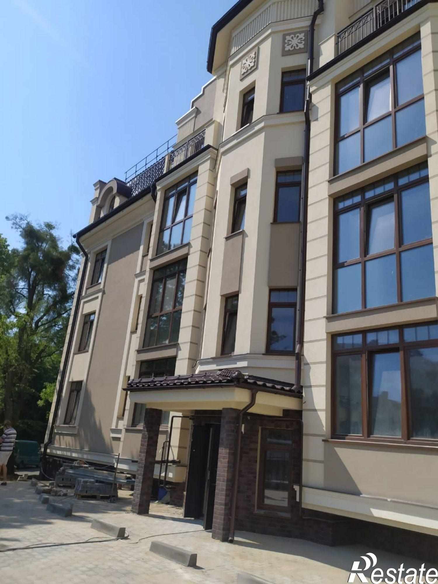 Купить квартиру за 10 500 000 рублей на Потемкина ул, 5