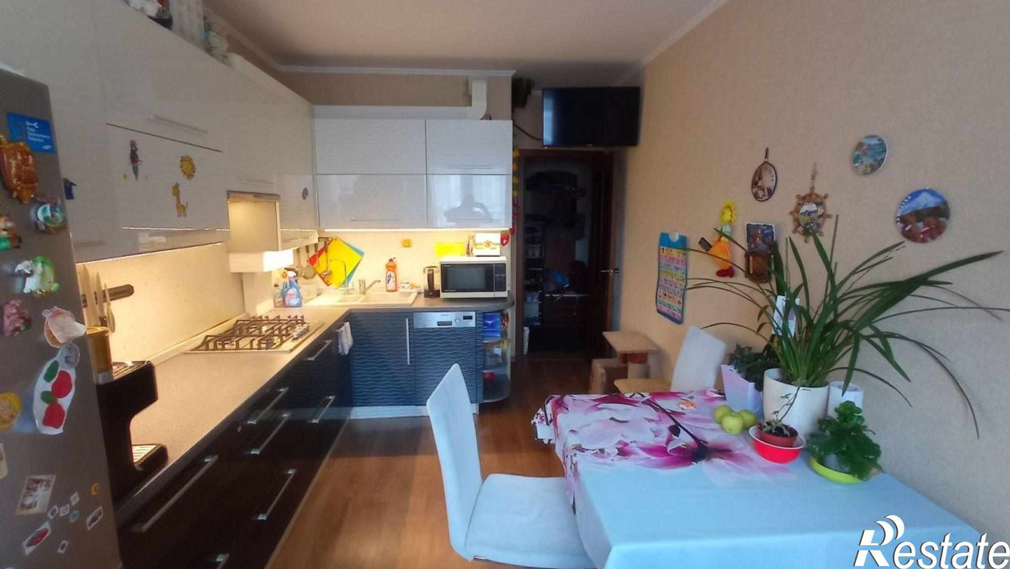 Купить квартиру за 5 700 000 рублей на Балтийское ш, 106А