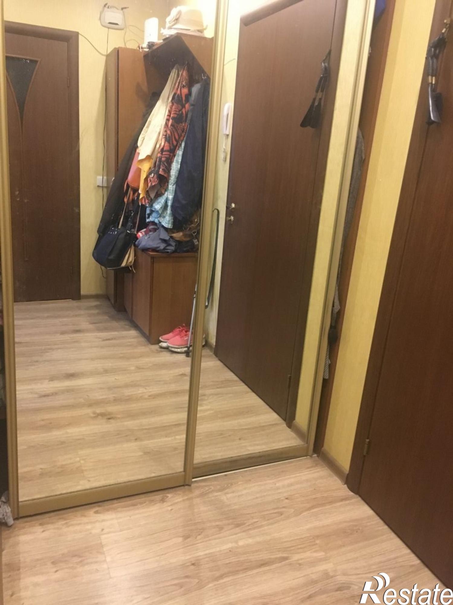 Купить квартиру за 3 700 000 рублей на Минусинская ул, 19
