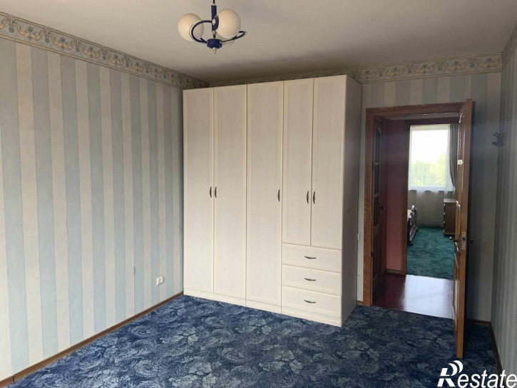 3-комн квартира Генерала Соммера ул, 28