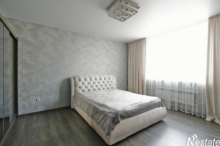 2-комн квартира Кипарисовая ул, 4