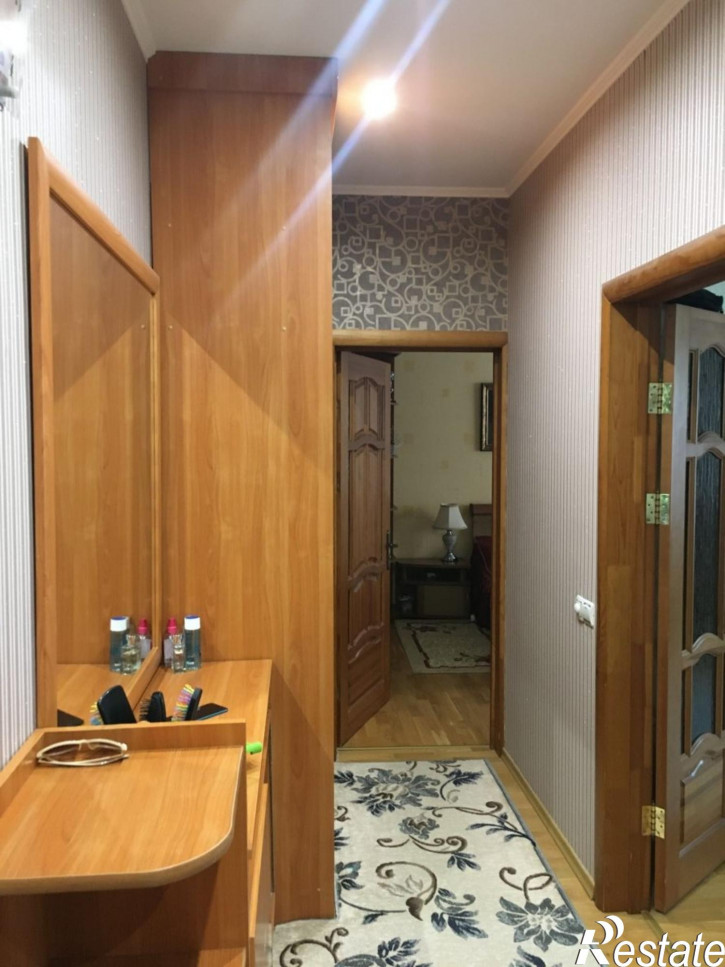 2-комн квартира Парковый пер, 8