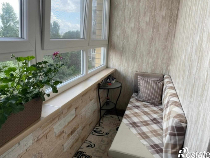 2-комн квартира Нансена ул, 73