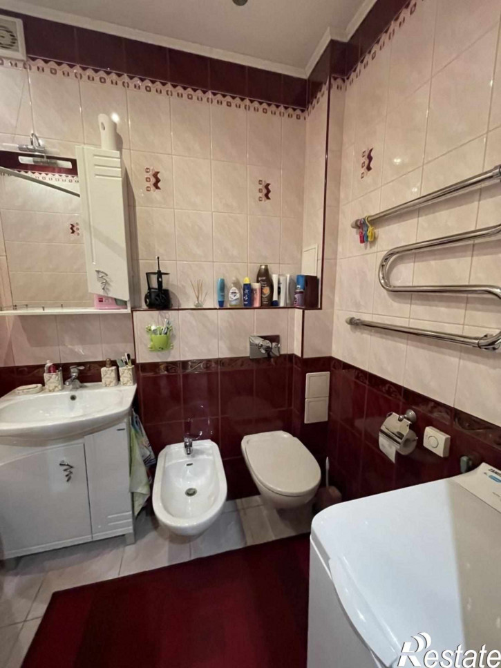 2-комн квартира Парковый пер, 8