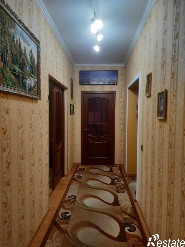 2-комн квартира Ю.Гагарина ул, 2а