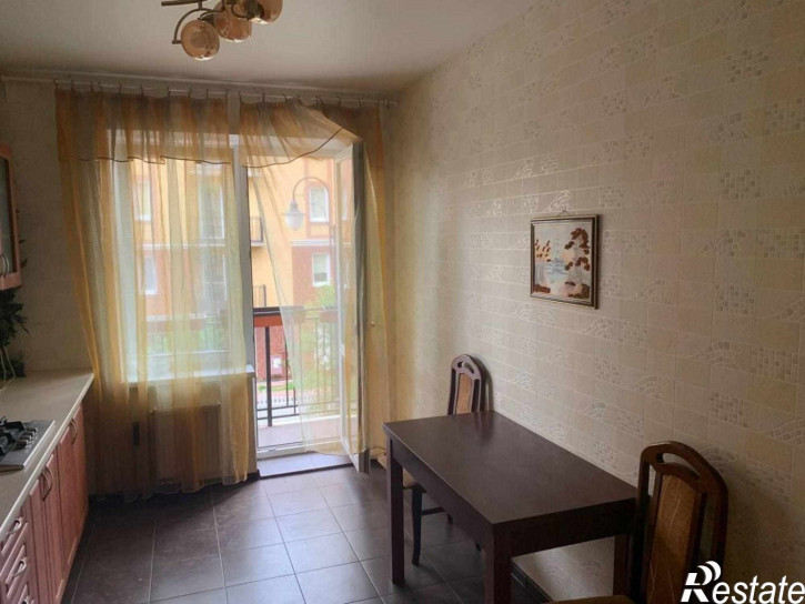 2-комн квартира Советская ул, 3