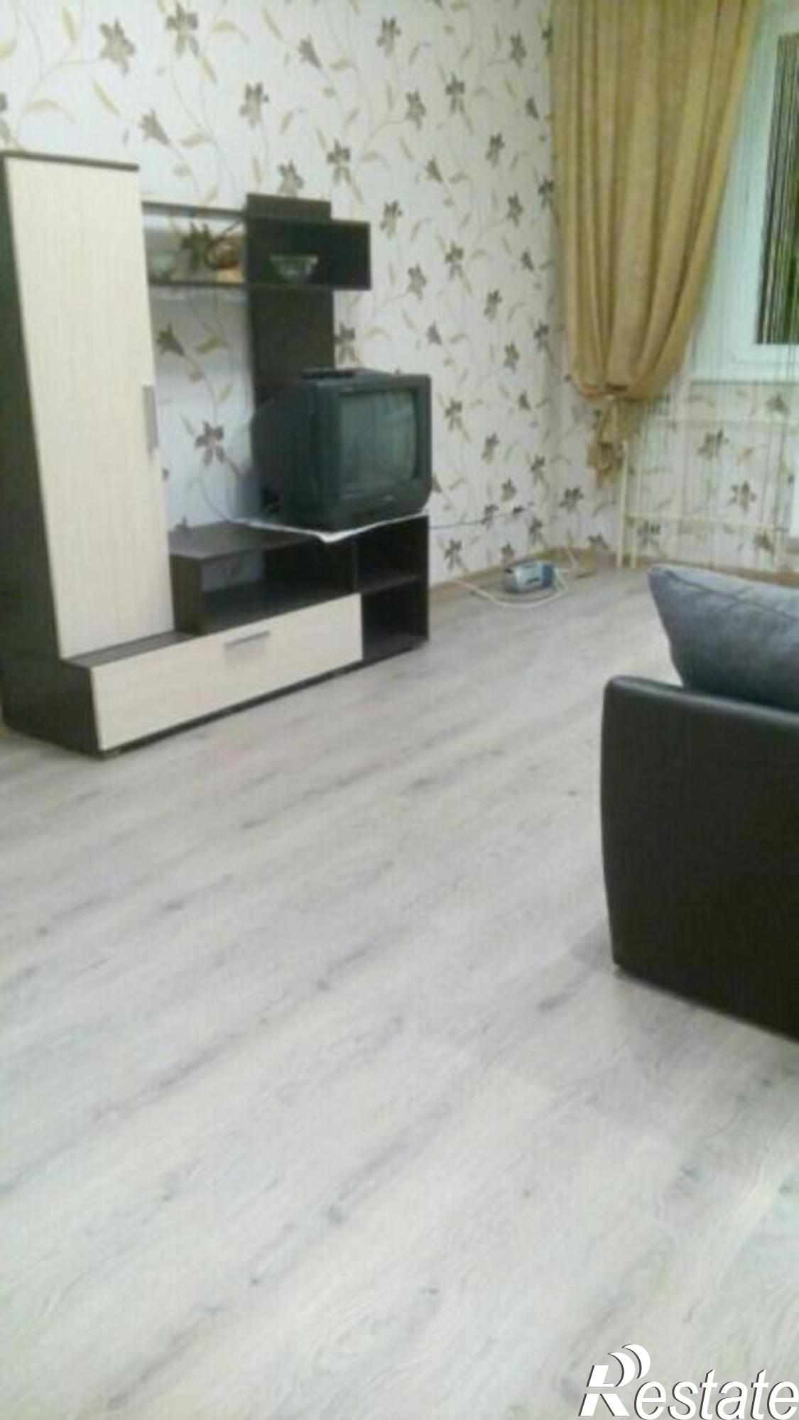 Сдать квартиру за 18 000 рублей на Ставровская ул, 4