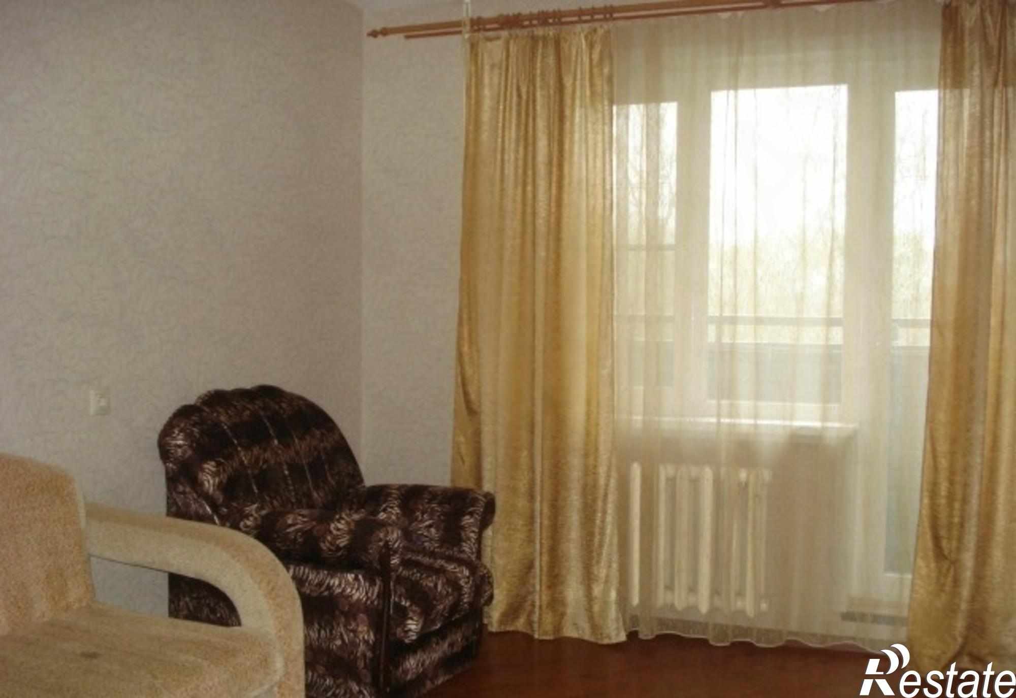 Сдать квартиру за 15 000 рублей на Комиссарова ул, 4А