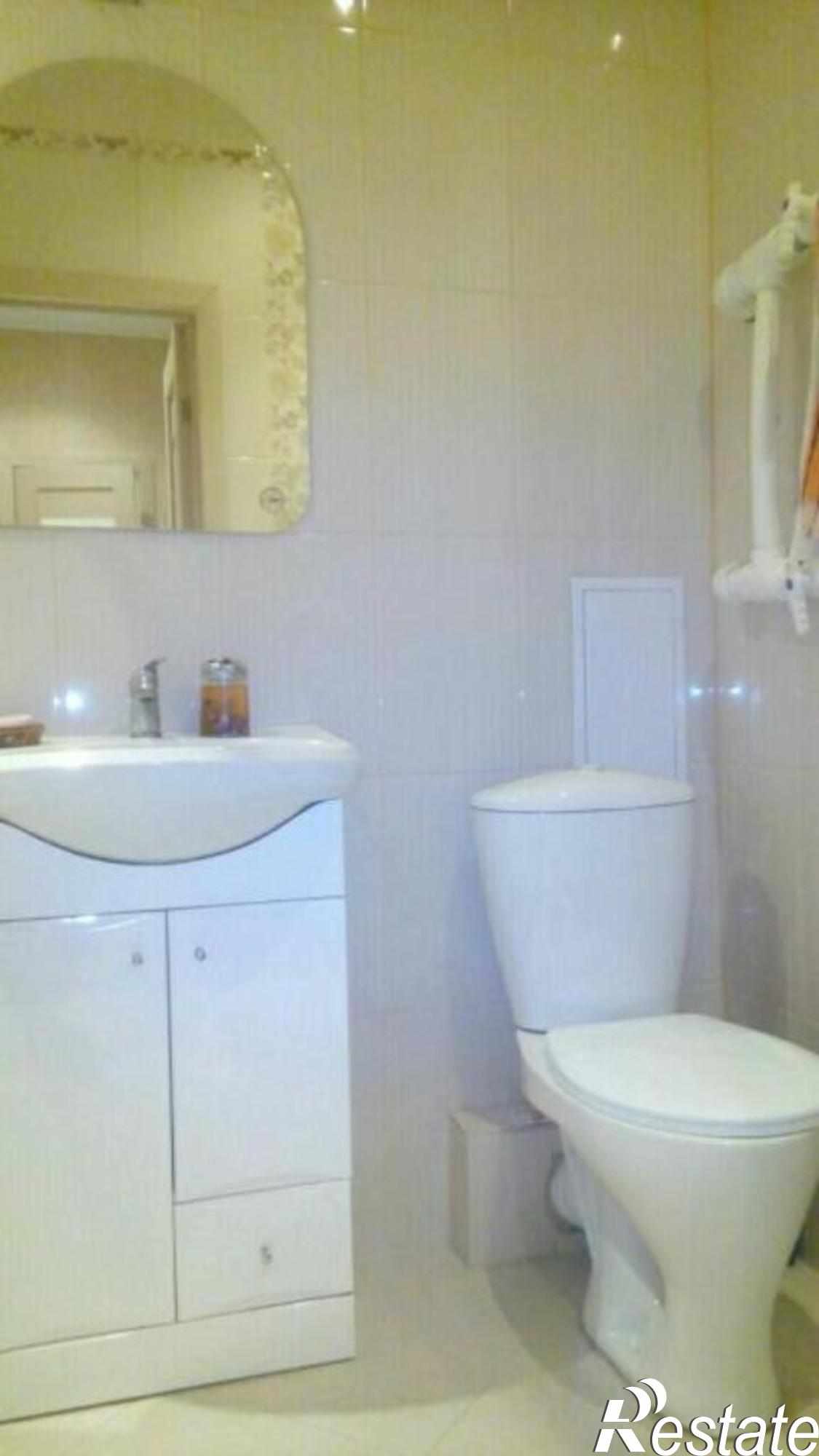 Сдать квартиру за 18 000 рублей на Ставровская ул, 4