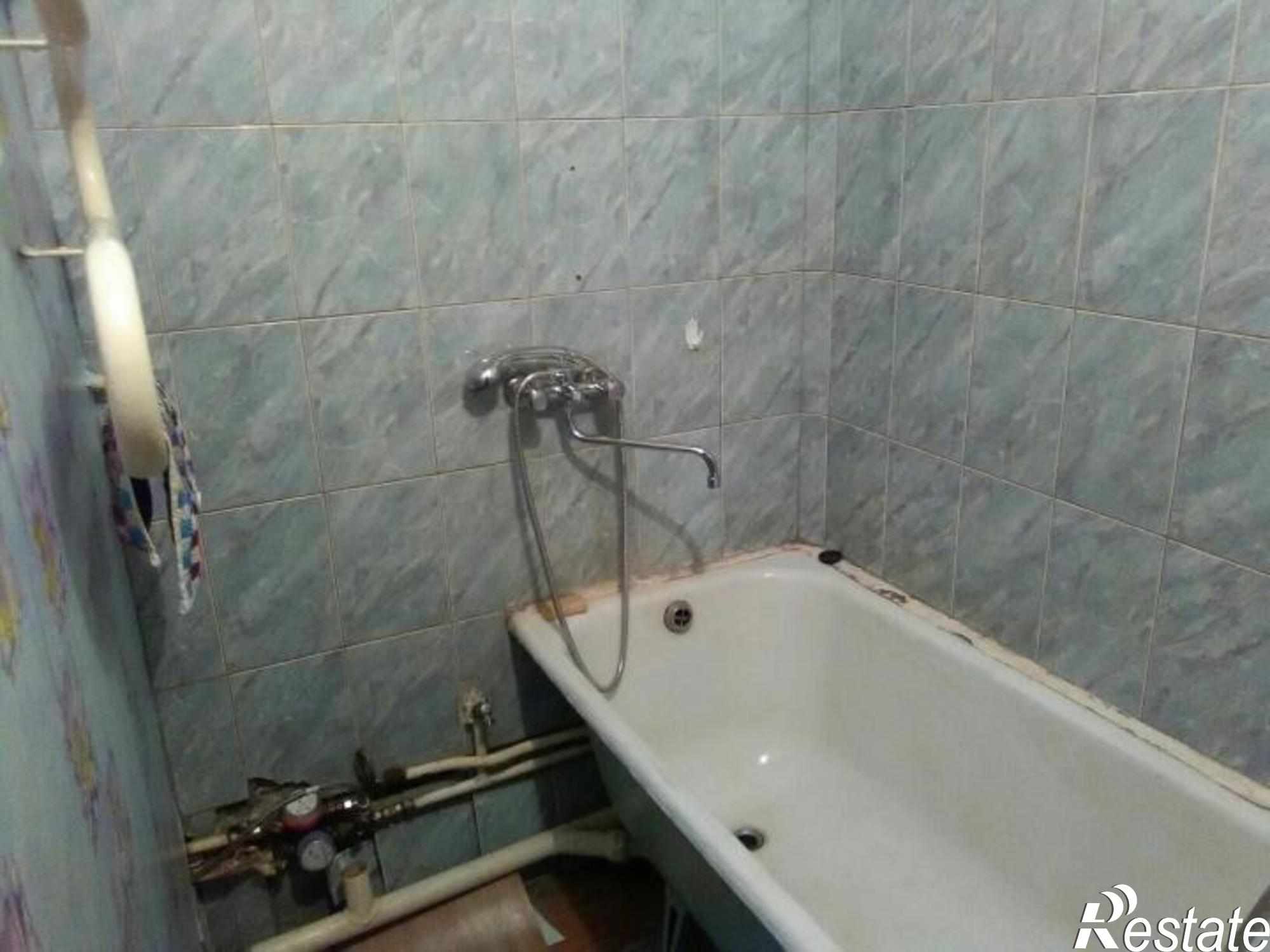 Сдать квартиру за 15 000 рублей на Комиссарова ул, 61