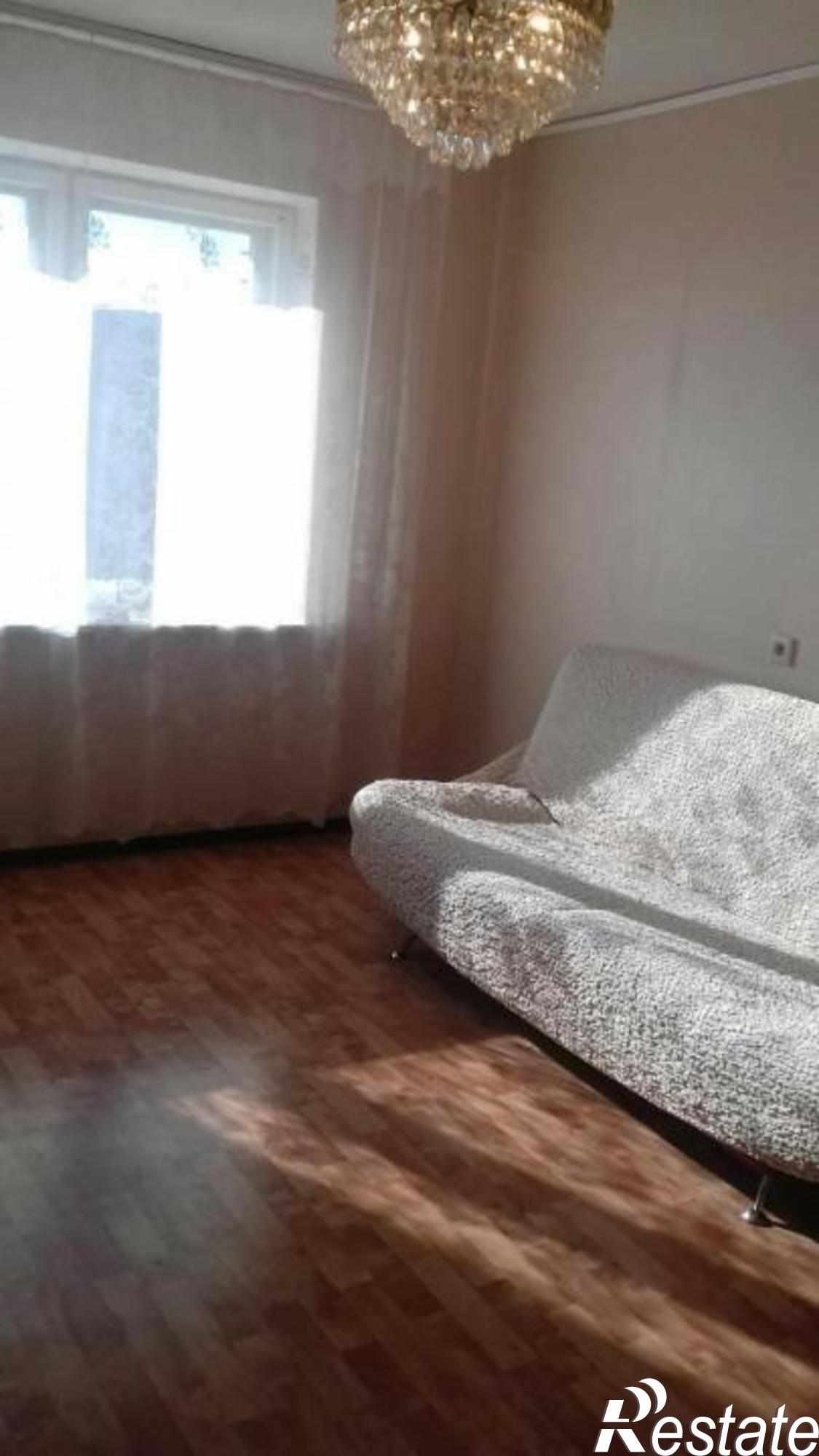 Сдать квартиру за 10 000 рублей на Комиссарова ул, 4А